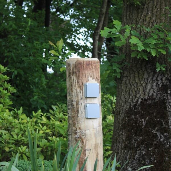 Carico - EV Charging Post | Hornbeck